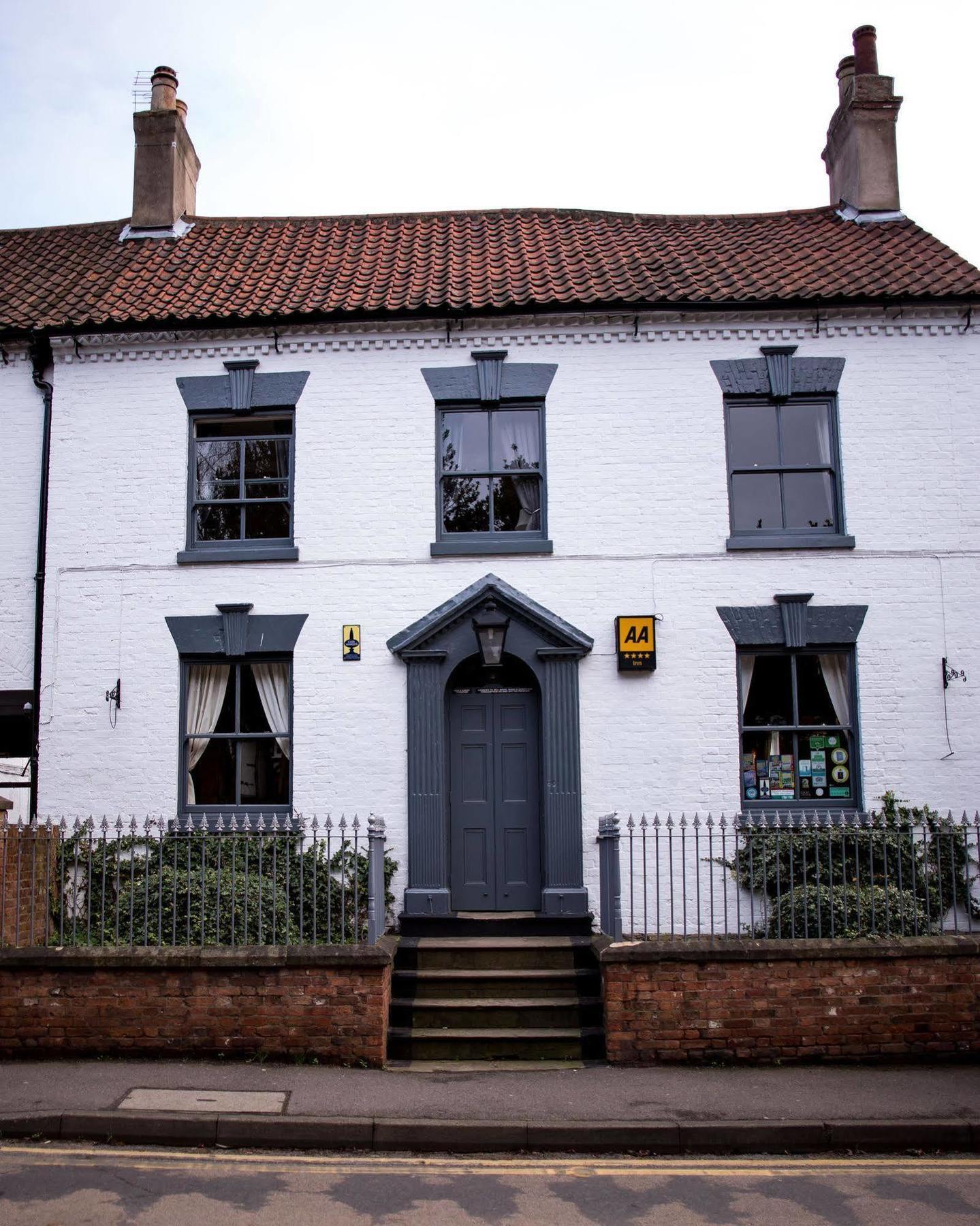 The Forest Lodge Edwinstowe Exterior photo